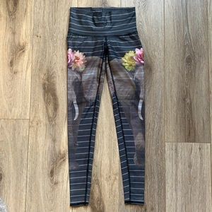 EUC Teeki hot yoga pant size x-small in “elephant”
